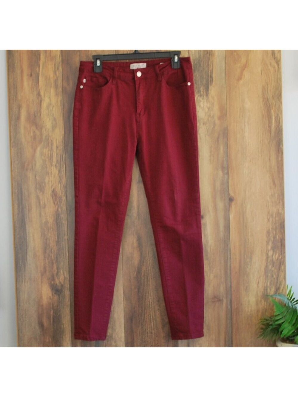 Judy Blue Los Angelos Women's 11/30 Skinny Fit Red Pants Jeans JB84204 Comfort